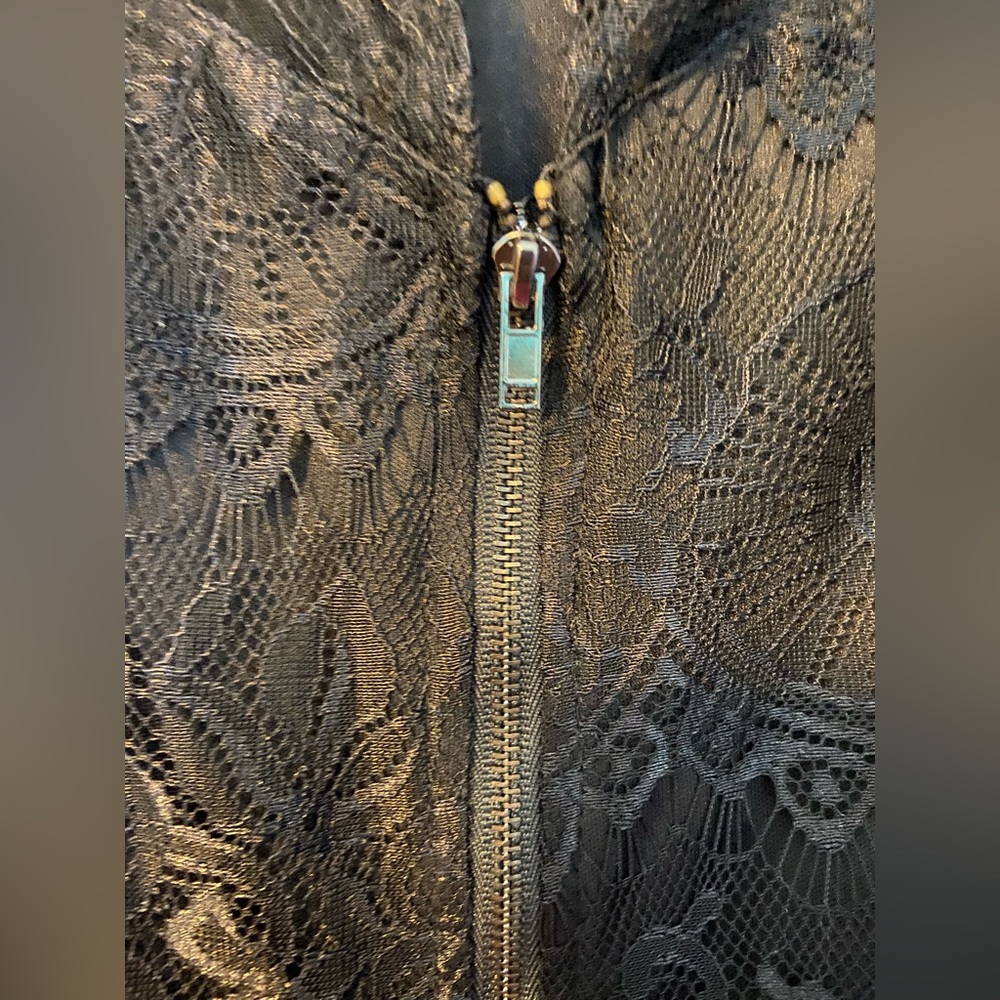 NWOT Soieblu Black Lace & Sequin Sleeveless Mini Dress; Size L - Picture 3 of 8